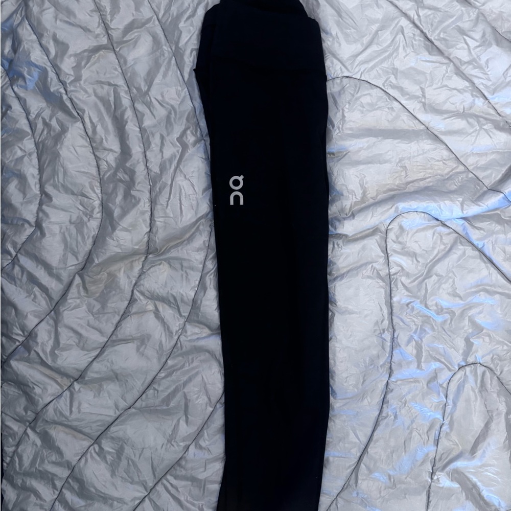 On Running Black Leggings